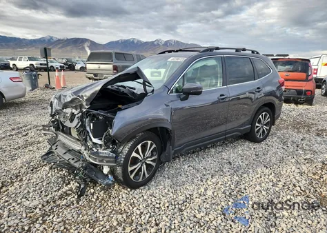2023 Subaru Forester Limited z USA, uszkodzony, nr VIN JF2SKAPC8PH476910